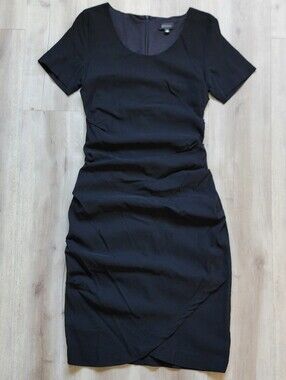 IDAO Black Short-Sleeve Ruched Sheath Dress